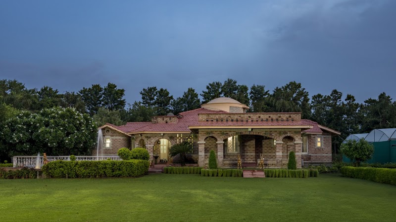 The Orchard Farm - A Pet Friendly Luxury Farmhouse Near Delhi with Pool and Jacuzzi - The Orchard Farm - A Pet Friendly Luxury Farmhouse Near Delhi with Pool and Jacuzzi Farm No.75, PachGaon, Mohammadpur Road, behind Best Western Resort Country Club, Manesar, Para, Haryana 122105, India