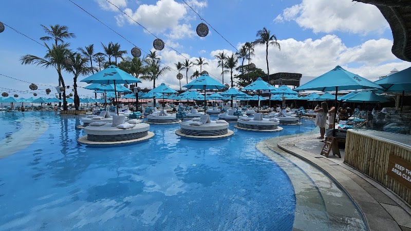 FINNS Beach Club - FINNS Beach Club Jl. Pantai Berawa No.99, Canggu, Kec. Kuta Utara, Kabupaten Badung, Bali 80361, Indonesia