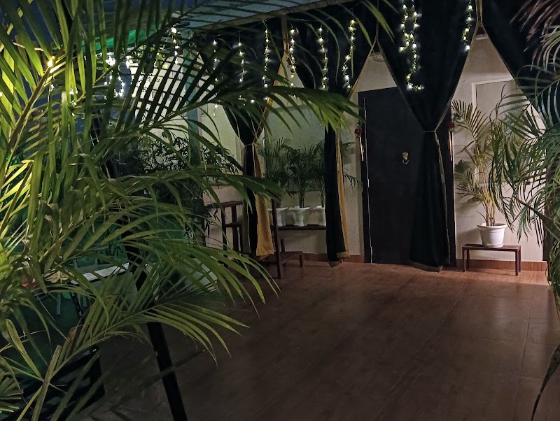 Runaway boutique studio & cafe - Runaway boutique studio & cafe, Today Blossoms II, Sector 51, Bindapur, Gurugram, Haryana 122018, India