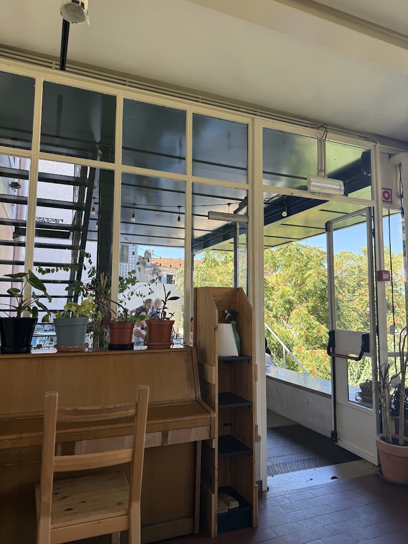 Café da Garagem - Café da Garagem, Costa do Castelo 75, 1100-178 Lisboa, Portugal