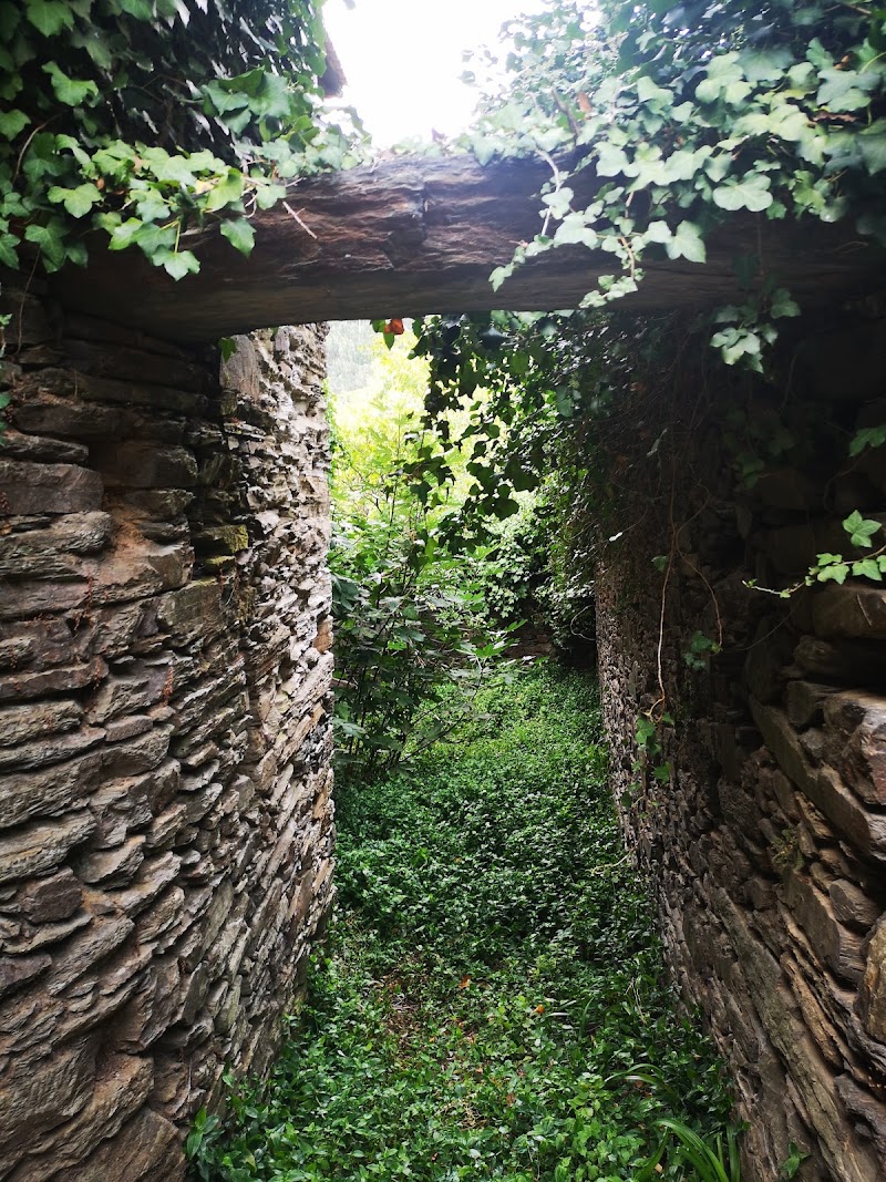 Aldeia de Xisto de Midões - Aldeia de Xisto de Midões Midões, 4550 Castelo de Paiva, Portugal