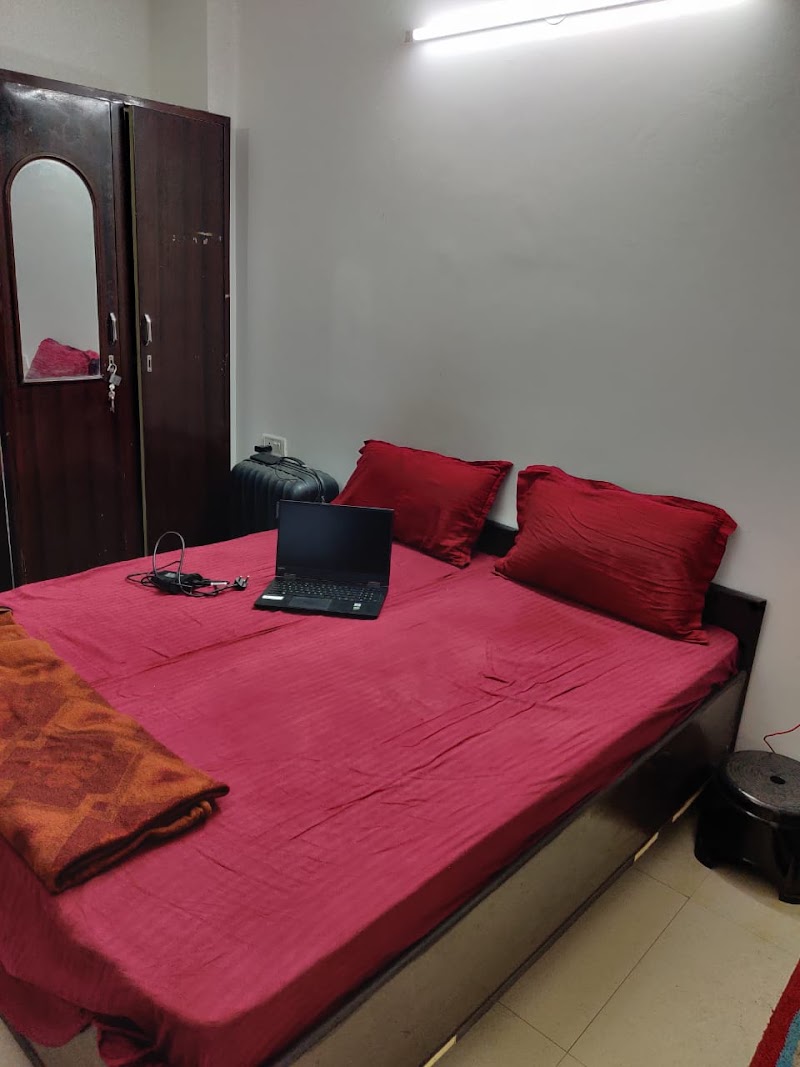 Comfort Rooms PG - Comfort Rooms PG 9B, Lane No. 4, near kotak Mahindra ATM, metro (Near Made Easy, IGNOU Rd, near saket, Saiyad ul Ajaib, Saket, New Delhi, Delhi 110030, India