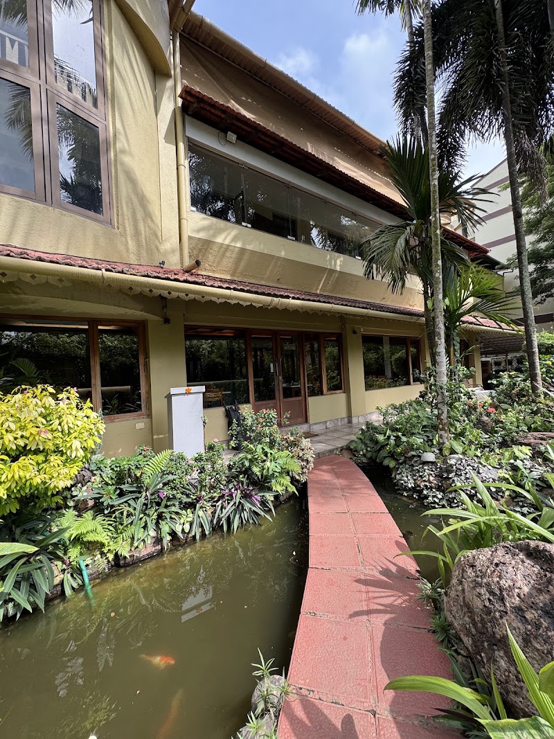 Mum's Kitchen - Mum's Kitchen, 854, FRQ6+756 Martins Building, Dayanand Bandodkar Marg, near Goa Marriott Resort & Spa, Road, Miramar, Panaji, Goa 403001, India