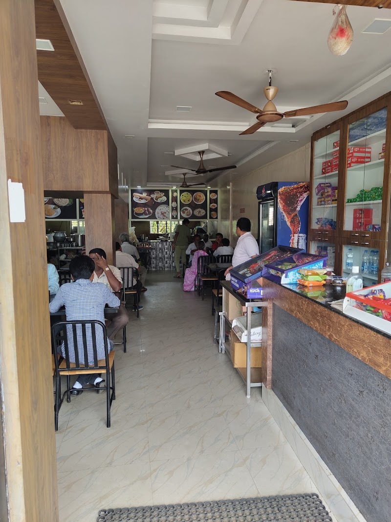 Hotel Sri Raghavendra - Hotel Sri Raghavendra, 93M6+Q6R, Kollegal Rd, Malavalli, Karnataka 571430, India