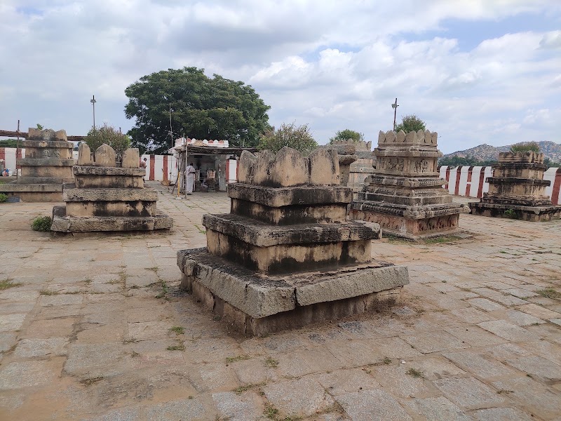 Navabrindavana - Navabrindavana, Anegundi - Gangavathi Rd, Sangapur, Anegundi, Karnataka 583221, India