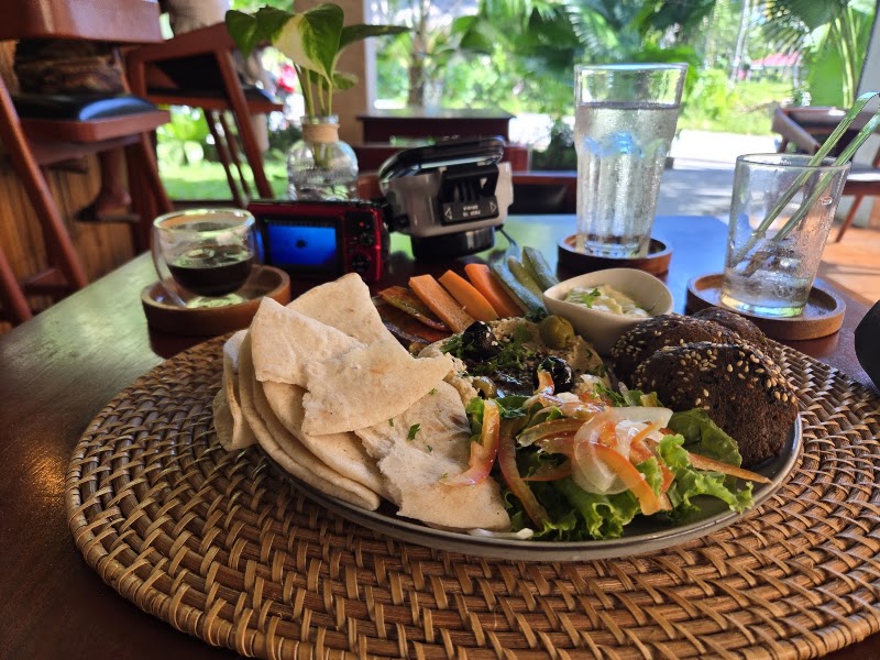 anahaw Restaurant & Yoga Studio - anahaw Restaurant & Yoga Studio, La Independencia St, Poblacion District 1, Dauin, 6217 Negros Oriental, Philippines