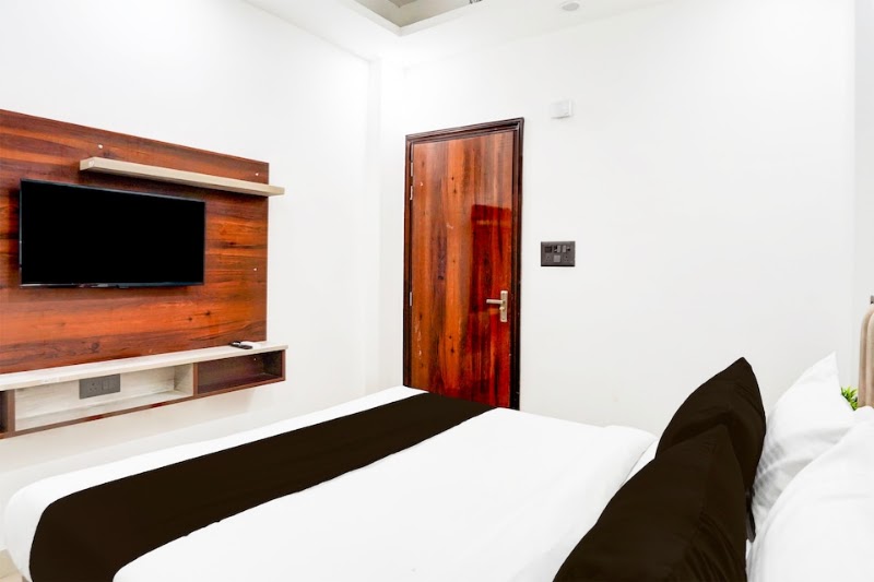 Super Collection O 63 A Noida Peacock Residency - Super Collection O 63 A Noida Peacock Residency D- 443, Sector 63 A, Noida, Chotpur, Uttar Pradesh 201309, India