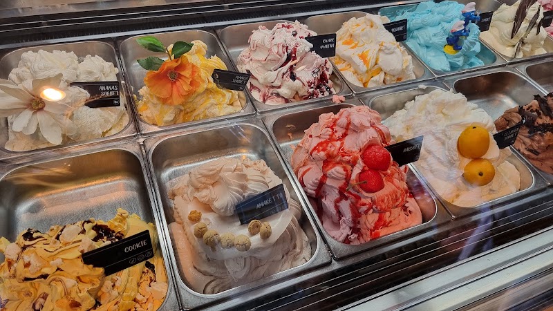 De Dames IJssalon & Chocolaterie 🍦🍫 - De Dames IJssalon & Chocolaterie 🍦🍫 Markt 16, 5688 AJ Oirschot, Netherlands