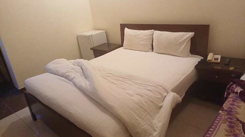 Hotel Ambassador Inn - Hotel Ambassador Inn Plot 1-C, G, 6 1-1, near Qatar Visa Centre, G-6/1 G 6/1 G-6, Islamabad, 44000, Pakistan