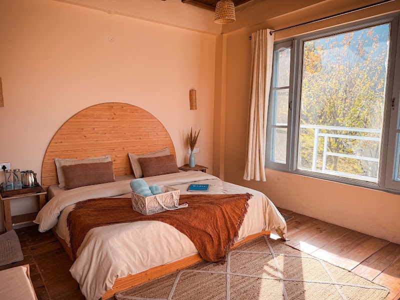Bleeblu stays - Bleeblu stays main market road, Jibhi, Banjar, Himachal Pradesh 175123, India