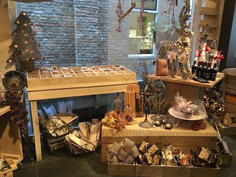 De Dames IJssalon & Chocolaterie 🍦🍫 - De Dames IJssalon & Chocolaterie 🍦🍫 Markt 16, 5688 AJ Oirschot, Netherlands
