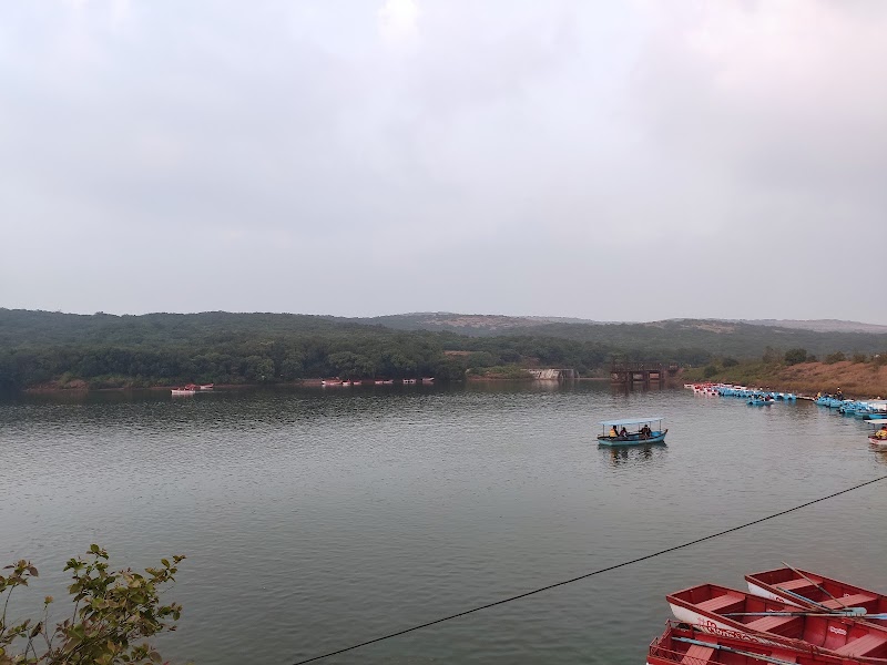 Venna Lake & Dam - Venna Lake & Dam WMM9+QFQ, Panchgani - Mahabaleshwar Rd, Mahabaleshwar, Maharashtra 412806, India