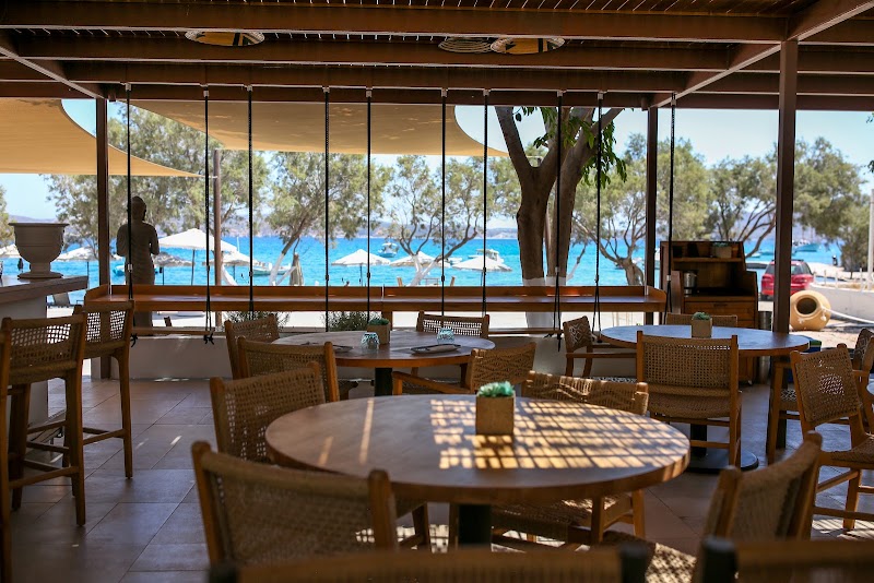 YAMAS Milos Beach Restaurant - YAMAS Milos Beach Restaurant Lagada Beach, Adamas 848 00, Greece