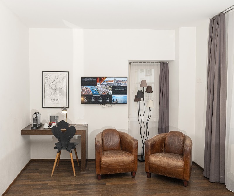 Boutique Hotel Weisses Kreuz - Boutique Hotel Weisses Kreuz Furrengasse 19, 6004 Luzern, Switzerland