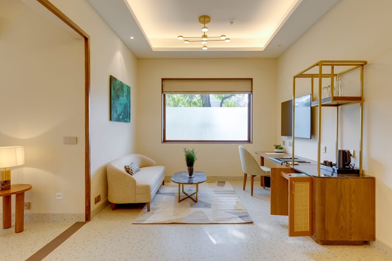 The Manor Hotel - The Manor Hotel 77, Mathura Rd, Friends Colony West, New Delhi, Delhi 110065, India