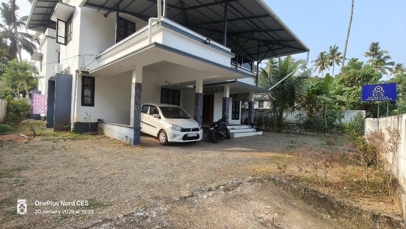LUX HomeStay - LUX HomeStay VAK 21/54/1, Aratukadavu Rd, Chilakkoor, Varkala, Kerala 695141, India
