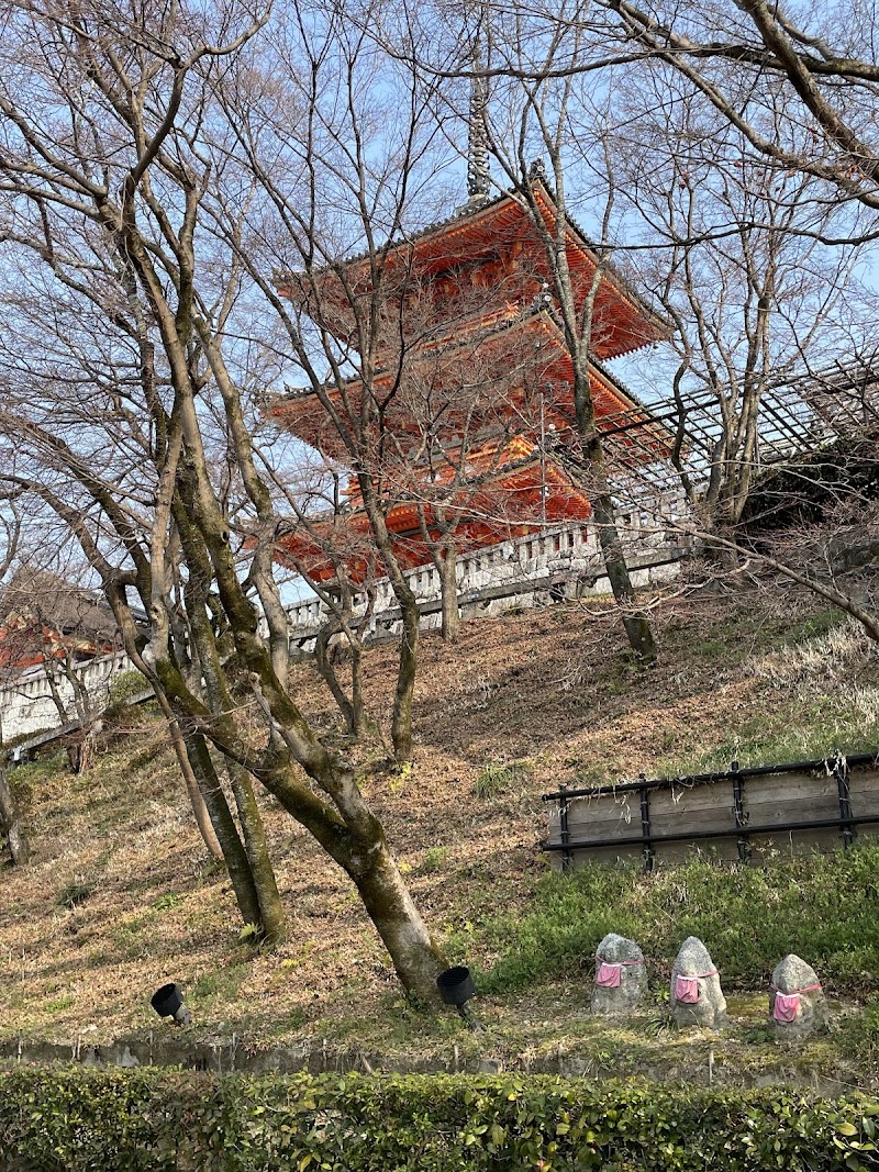 Kiyomizu-dera, Sanjunoto Pagoda - Kiyomizu-dera, Sanjunoto Pagoda 1 Chome Kiyomizu, Higashiyama Ward, Kyoto, 605-0862, Japan