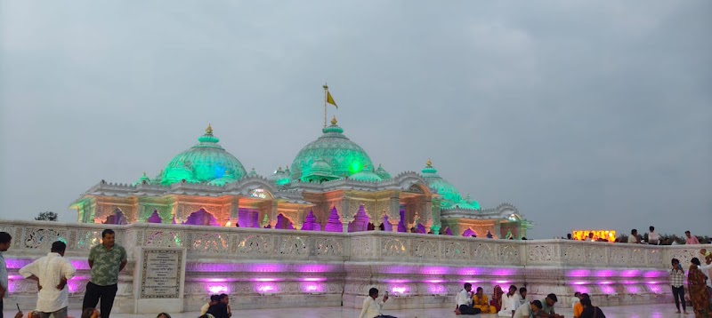 Sri Ram janmbhoomi karyashala - Sri Ram janmbhoomi karyashala Q6W8+GF5, Karsewakpuram, Ayodhya, Uttar Pradesh 224123, India