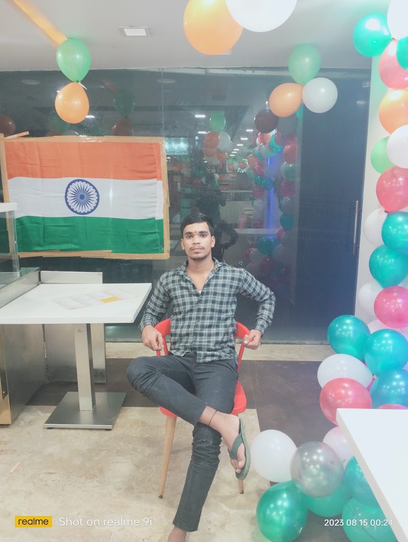 Ramnagar Bus Stand - Ramnagar Bus Stand, 586H+F8W, Ramnagar, Bihar 845106, India
