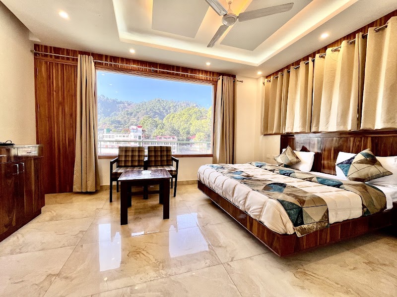 Hadley Inn (Hotel in Kasauli) - Hadley Inn (Hotel in Kasauli) Kasauli road, WX27+GX6, Rd, near Modern Dhabha, Kasauli, Dharampur, Himachal Pradesh 173201, India