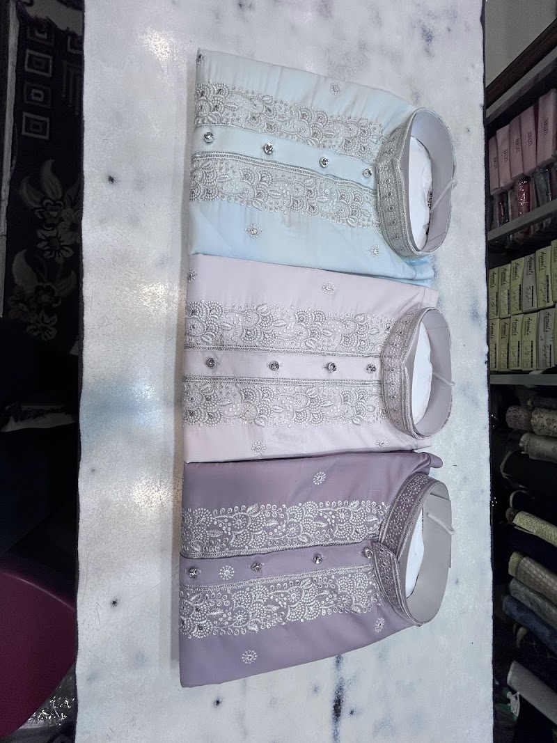 Angarakha - Angarakha 11, Ghee Walo Ka Rasta, Johri Bazar, Johari Bazar, Jaipur, Jaipur Nagar Nigam Area, Rajasthan 302001, India