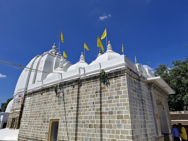 Shri Bharat Mandir - Shri Bharat Mandir 9, Ghat Rd, Mayakund, Rishikesh, Uttarakhand 249201, India
