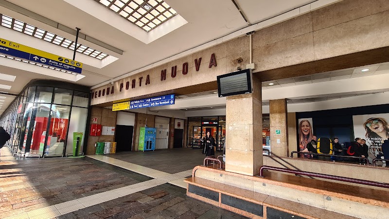 Verona Porta Nuova - Verona Porta Nuova Piazzale XXV Aprile, 8, 37138 Verona VR, Italy