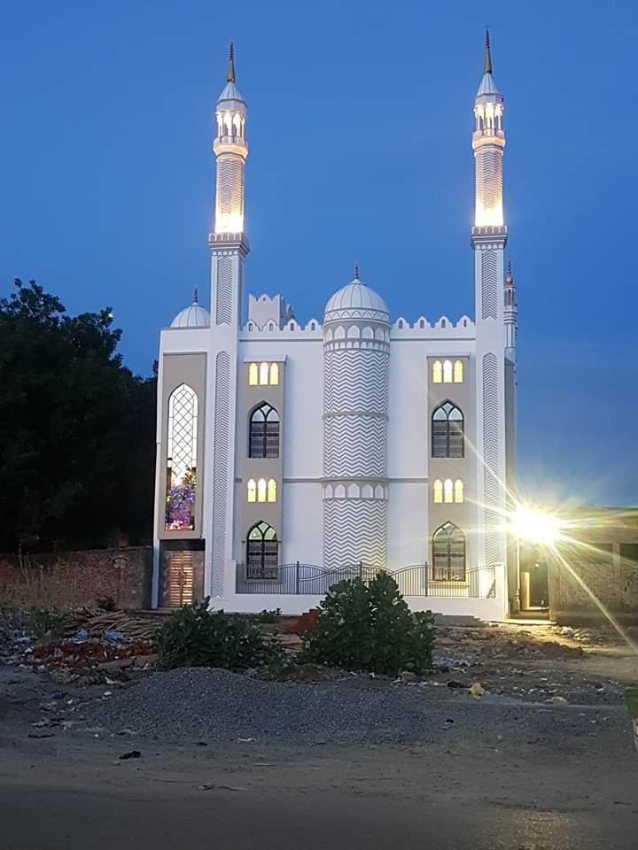 Mau - Mau, Uttar Pradesh, India
