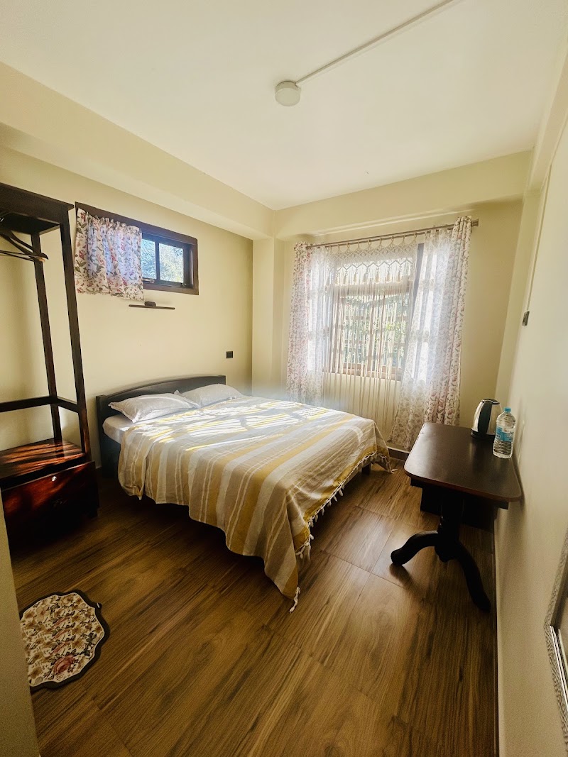 Apple Cherry Pine Green Homestay - Apple Cherry Pine Green Homestay Lane1, Risa Colony, Wahdienglieng, Malki, Shillong, Meghalaya 793003, India