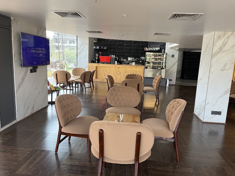 The Grand Café - The Grand Café Hotel Grand Dhillon Square, Priyadarsani Parisar West, Nehru Nagar, Bhilai, Chhattisgarh 490020, India