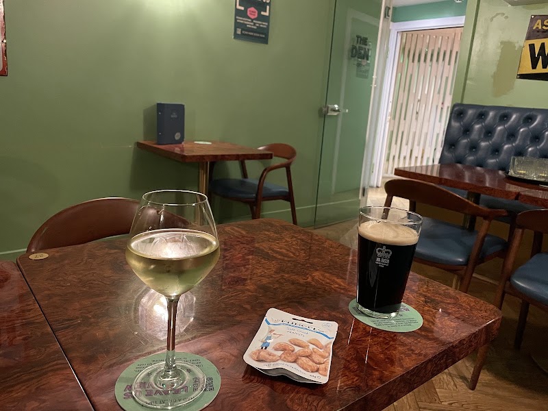The Bear Pub - The Bear Pub 29 Spring St, Tyburnia, London W2 1JA, UK