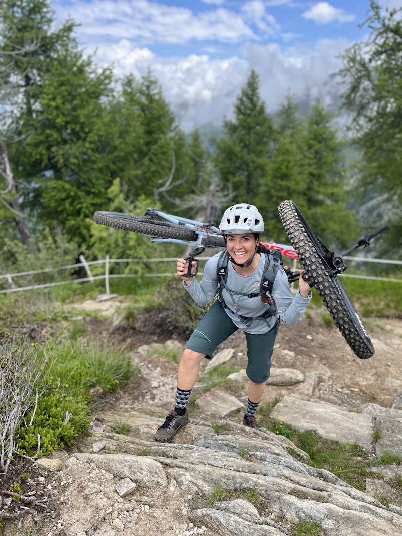 Bikelady.ch_Socialrides - Bikelady.ch_Socialrides Höhenweg 9, 9000 St. Gallen, Switzerland