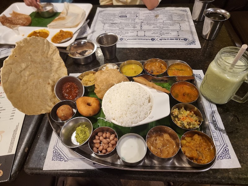 Hotel Saravana Bhavan - Hotel Saravana Bhavan P-13, Connaught Cir, near Madras Hotel, Block P, Connaught Place, New Delhi, Delhi 110001, India