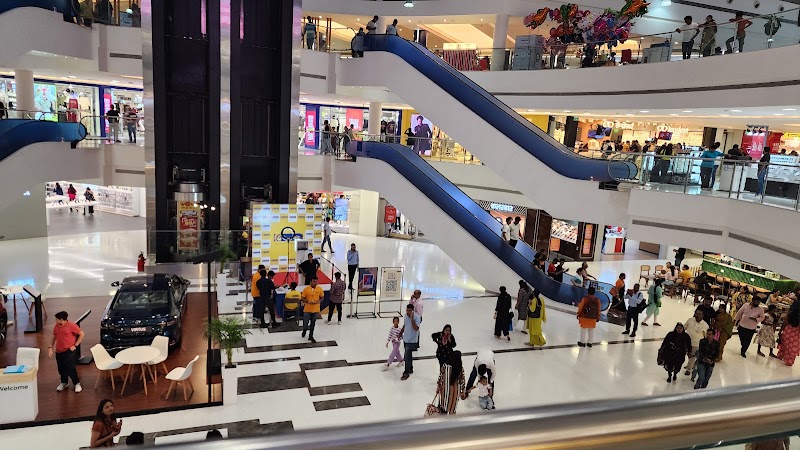 Max - Max No F9 & F10, 1st Floor, Inorbit Mall, Palm Beach Rd, Sector 30A, Vashi, Navi Mumbai, Maharashtra 400703, India