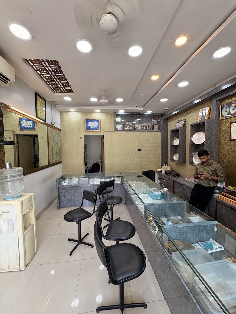 Shri Megh Naini Jewellers - Shri Megh Naini Jewellers, Jeevan Bima Marg, Pandri, Raipur, Chhattisgarh 492004, India