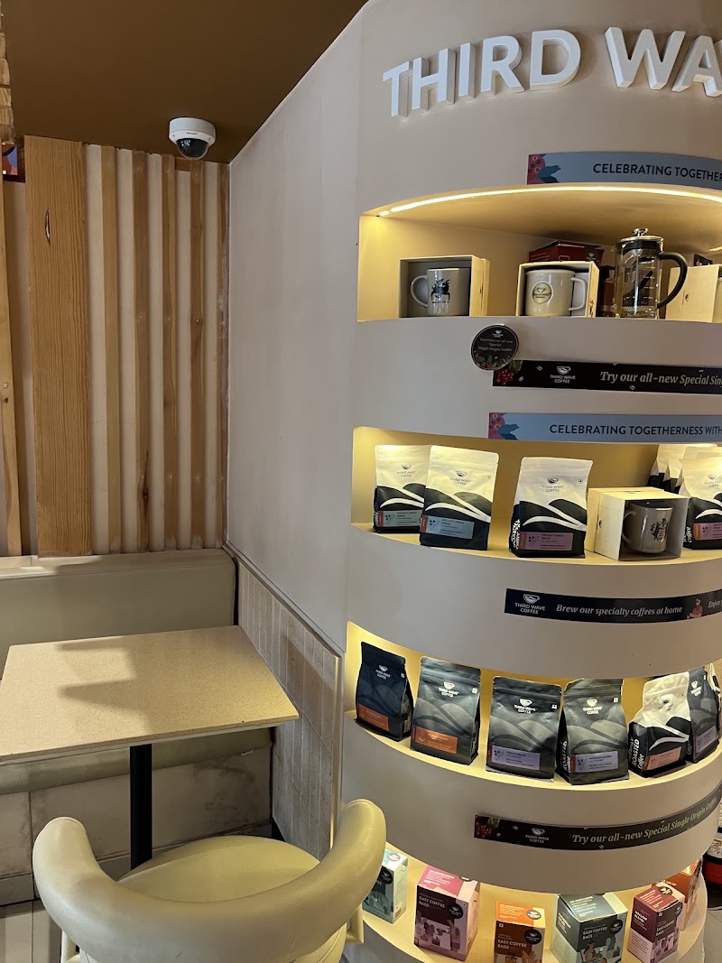 Third Wave Coffee - Third Wave Coffee Shop no.5, 10, North Building, North, Central Ave, opp. Gaurishankar Bunglow, Nilanjali Society, Kalyani Nagar, Pune, Maharashtra 411006, India
