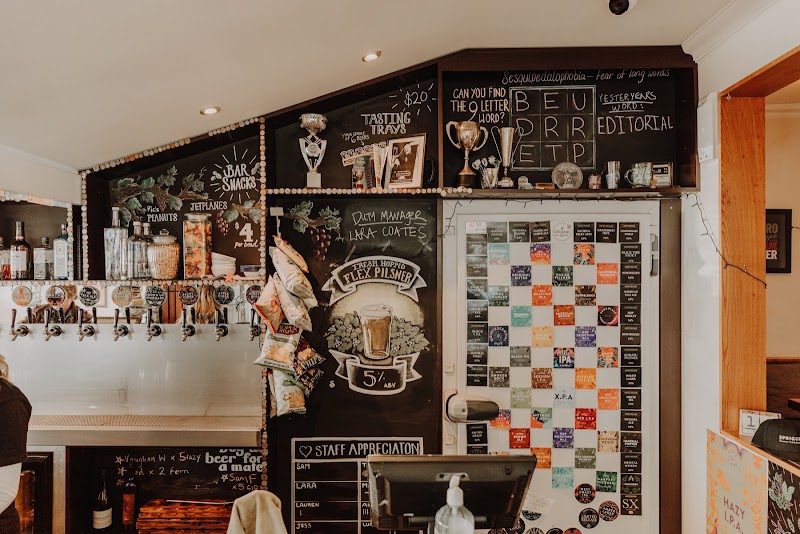 Sprig + Fern Tavern, Tahuna - Sprig + Fern Tavern, Tahuna, 13 Beach Road, Tāhunanui, Nelson 7011, New Zealand