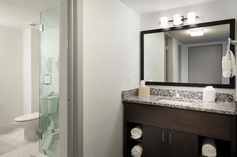 Bluegreen Vacations Solara Surfside Resort - Bluegreen Vacations Solara Surfside Resort 8801 Collins Ave, Surfside, FL 33154, USA