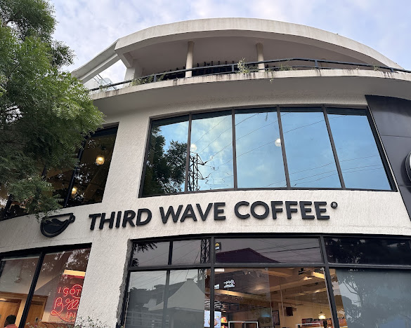 Third Wave Coffee - Third Wave Coffee, Syndicate No. 7/1, Sparsh Hospice for Palliati, 2002, Khajaguda - Nanakramguda Rd, next to Oakridge International School, Serilingampalle (M), Khajaguda, Telangana 500104, India
