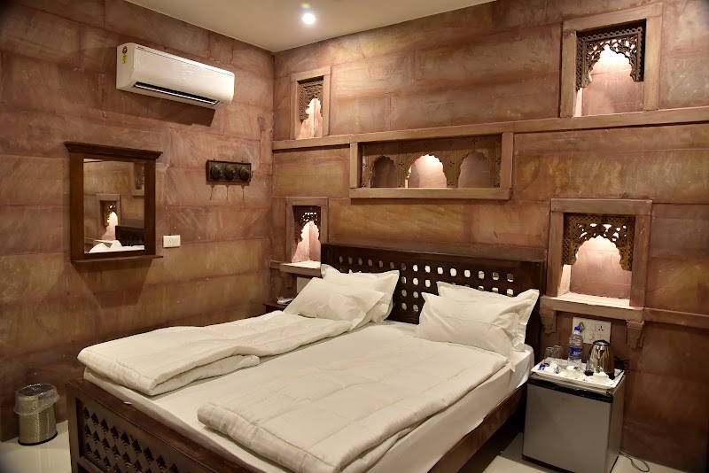 DEV KOTHI Boutique Heritage stay & Roof Top Restaurant - DEV KOTHI Boutique Heritage stay & Roof Top Restaurant Killi khana Near shiv mandir jodhpur, 342002, Killi Khana, Sodagaran Mohalla, Jodhpur, Rajasthan 342001, India