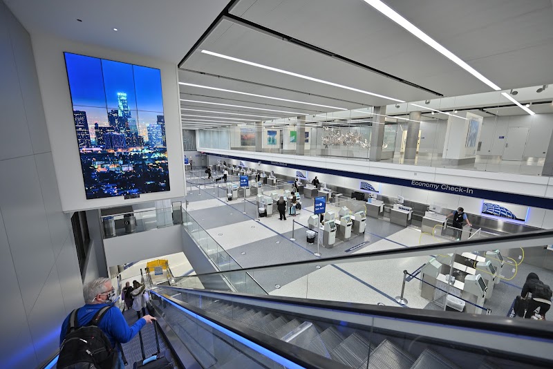 LAX Terminal #7 - LAX Terminal #7, 700 World Wy, Los Angeles, CA 90045, USA