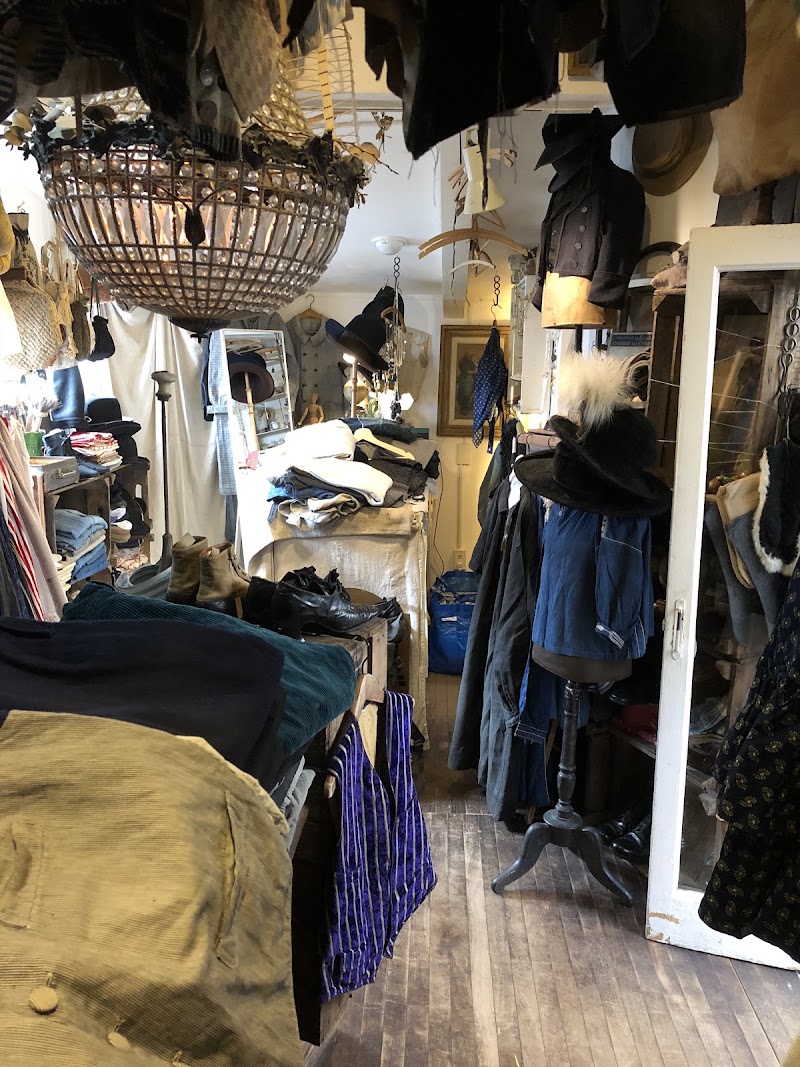Mindbenders&Classics - Mindbenders&Classics Japan, 〒104-0031 Tokyo, Chuo City, Kyōbashi, 2-chōme−6−８ 仲通りビル 6F