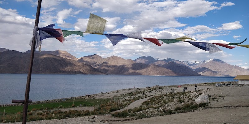 Ju-Leh Adventure (Trekking in Ladakh) - Ju-Leh Adventure (Trekking in Ladakh) first floor, NAC Complex, Main Bazaar, next to IDBI Bank, Leh, 194101