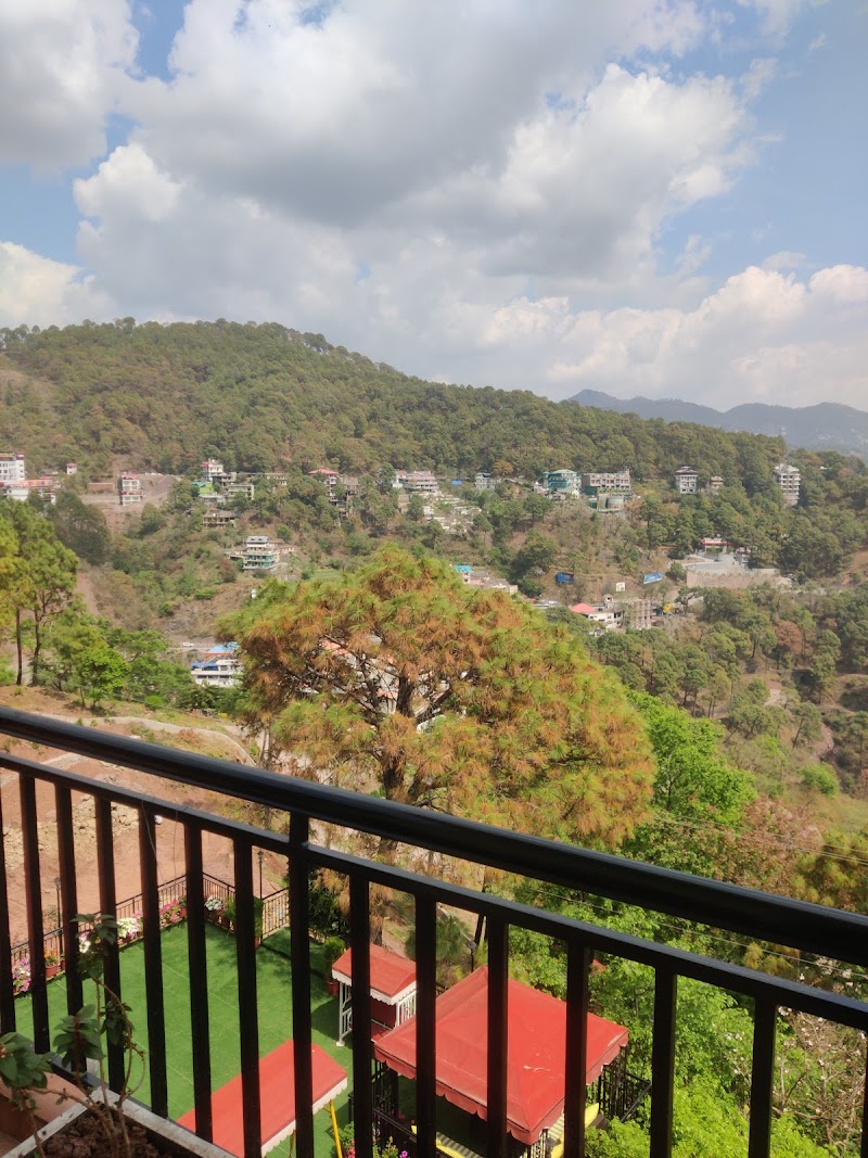 Kasauli food point - Kasauli Food Point, Kasauli Road, Dharampur, Himachal Pradesh 173209, India