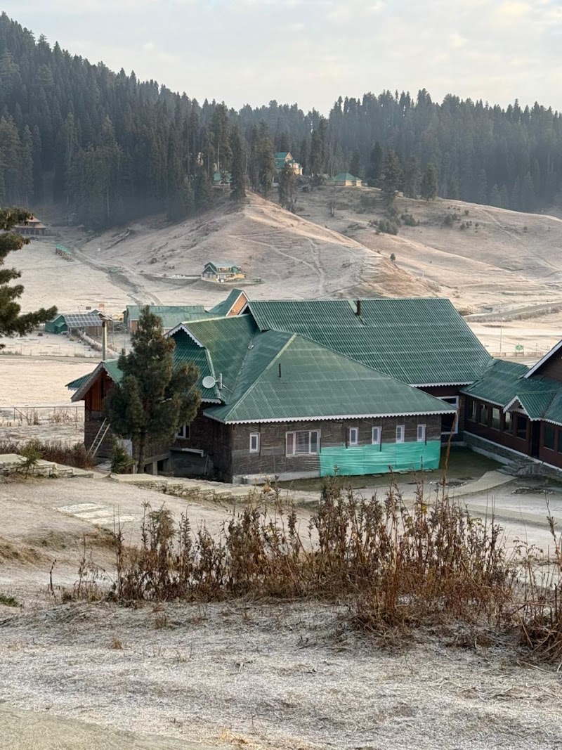 Hotel Nedou's