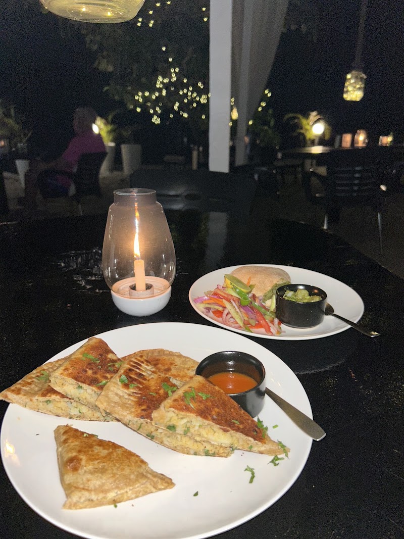 Veg & Sea Beach Restaurant - Veg & Sea Beach Restaurant 397 Ashwem beach, Mandrem, Goa 403527, India
