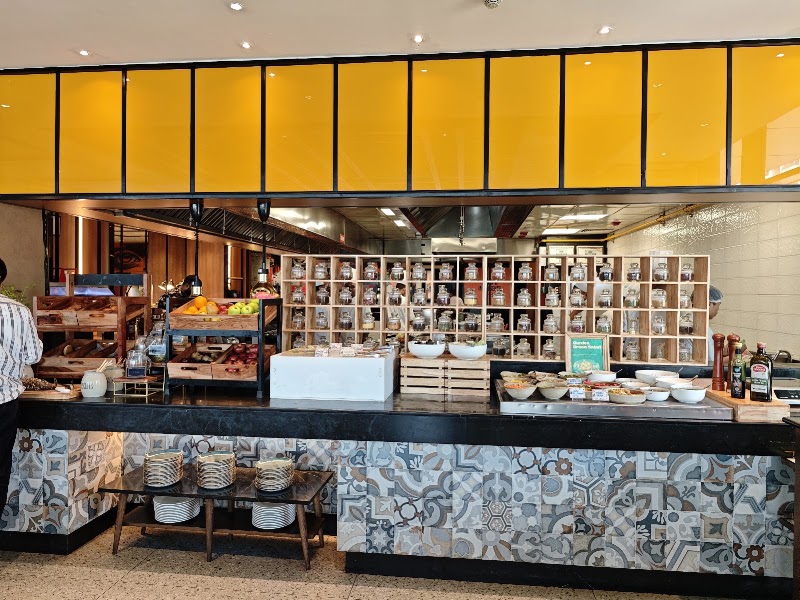 Cosmo - Cosmo Hyatt Centric, 43/4, Hebbal Village, Sanjeevini Nagar, Bengaluru, Karnataka 560092, India