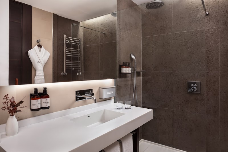 Hotel NH Collection Barcelona Gran Hotel Calderón - Hotel NH Collection Barcelona Gran Hotel Calderón Rambla de Catalunya, 26, Eixample, 08007 Barcelona, Spain