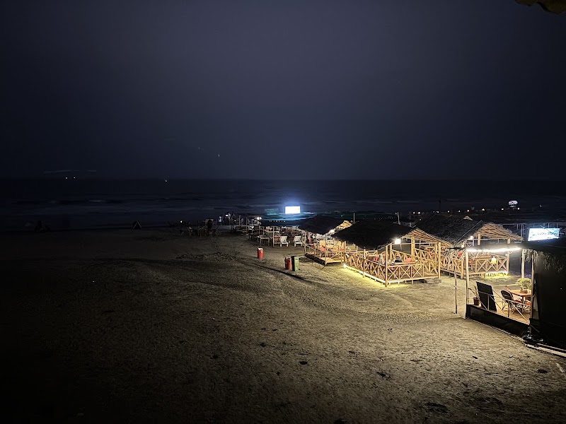 Lucky Star Beach Shack - Lucky Star Beach Shack JPQC+P2Q, Gawde Wada, Morjim Beach, Ashvem, Morjim, Goa 403512, India