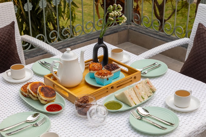 SaffronStays Pristine Manor - Villa in Udaipur - SaffronStays Pristine Manor - Villa in Udaipur, JMC8+52H, Shilpgram, Udaipur, Hawala Khurd, Rajasthan 313011, India